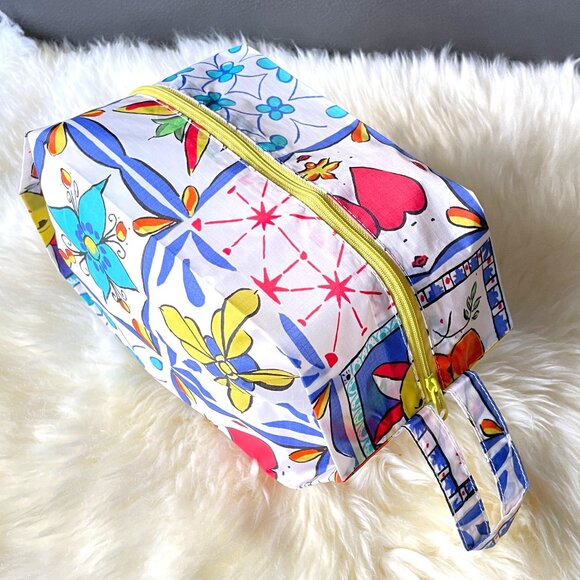 NWOT Baggu 3D Zip Pouch Medium - Sunshine Tile (Vacation Tiles) - Picture 1 of 8